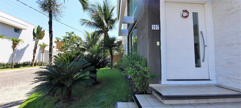 Imagem Sobrado com 4 Quartos à Venda, 860 m² em Massaguaçu - Caraguatatuba Imagem Sobrado com 4 Quartos à Venda, 860 m² em Massaguaçu - Caraguatatuba
