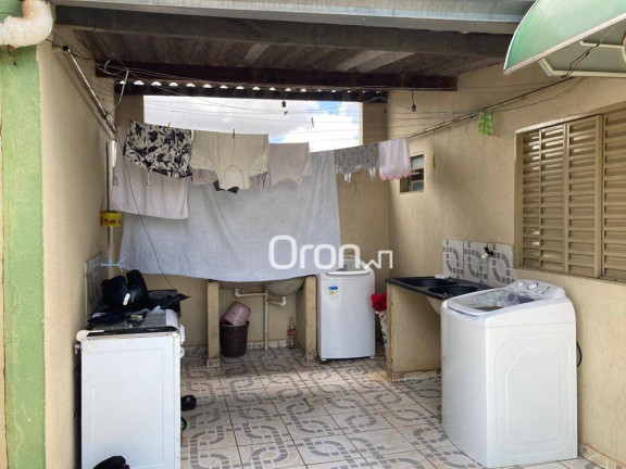 Imagem Casa com 8 Quartos à Venda, 200 m² em Setor Asa Branca - Goiânia Imagem Casa com 8 Quartos à Venda, 200 m² em Setor Asa Branca - Goiânia