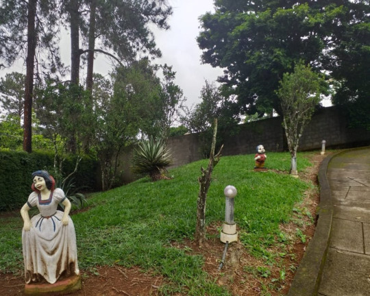 Imóvel com 4 Quartos à Venda, 2.498 m² em Novo Horizonte - Juiz De Fora