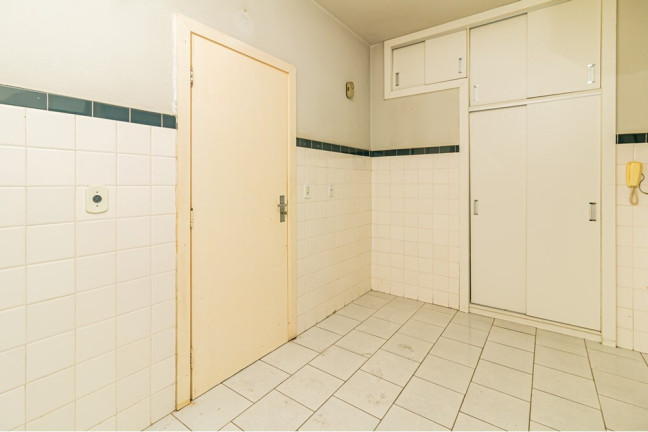 Imagem Apartamento com 3 Quartos à Venda, 149 m² em Centro Histórico - Porto Alegre Imagem Apartamento com 3 Quartos à Venda, 149 m² em Centro Histórico - Porto Alegre