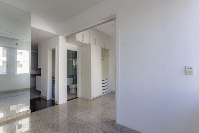Imagem Imóvel com 1 Quarto à Venda, 41 m² em Copacabana - Rio De Janeiro