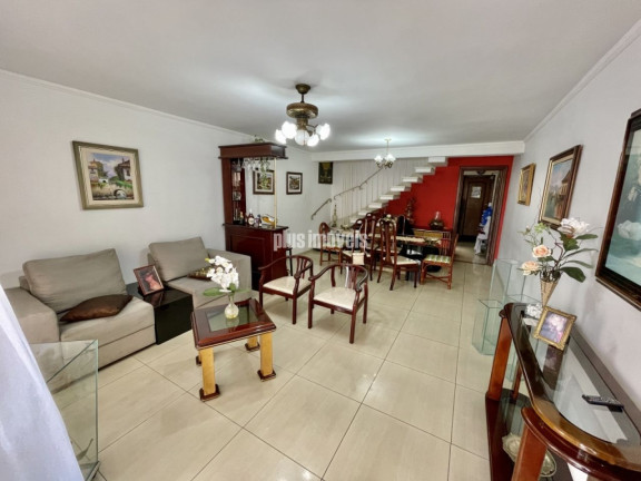 Imagem Casa com 2 Quartos à Venda, 100 m² em Jardim Hípico - São Paulo Imagem Casa com 2 Quartos à Venda, 100 m² em Jardim Hípico - São Paulo