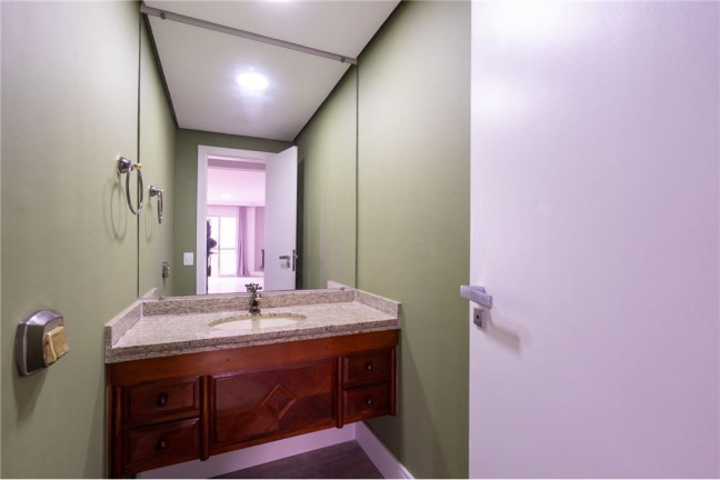 Imagem Apartamento com 3 Quartos à Venda, 131 m² em Vila Suzana - São Paulo Imagem Apartamento com 3 Quartos à Venda, 131 m² em Vila Suzana - São Paulo