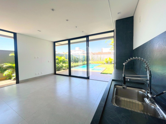 Imagem Casa de Condomínio com 4 Quartos à Venda, 375 m² em Jardins Itália - Goiânia