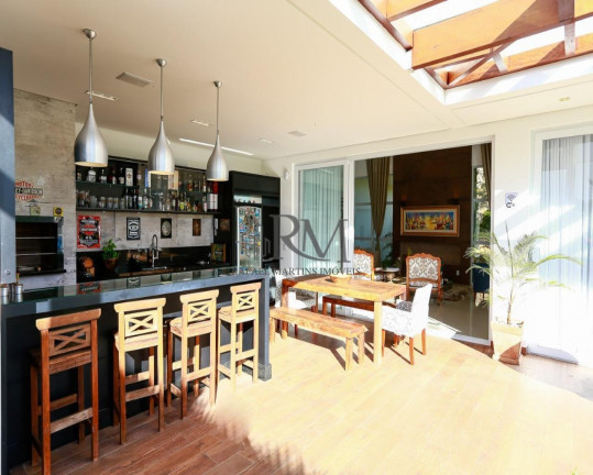 Imagem Casa com 4 Quartos à Venda, em Córrego Grande - Florianópolis Imagem Casa com 4 Quartos à Venda, em Córrego Grande - Florianópolis