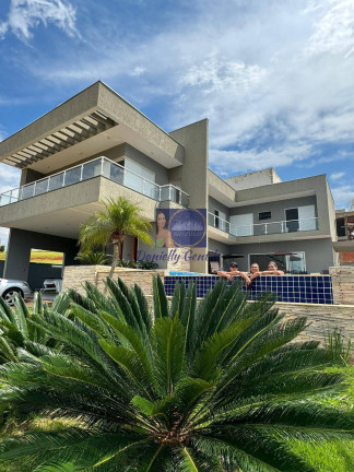 Casa com 5 Quartos à Venda, 299 m² em Ninho Verde 2 - Pardinho