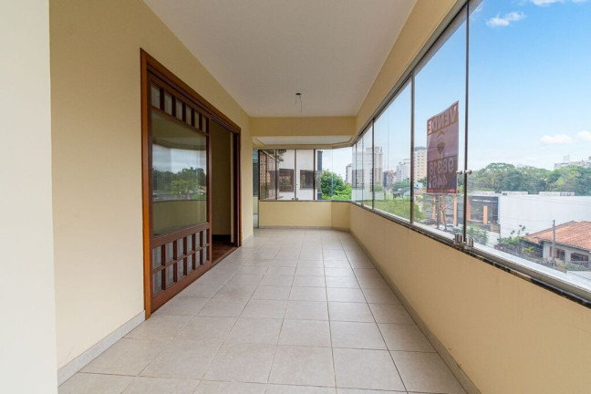 Imagem Apartamento com 3 Quartos à Venda, 220 m² em Centro - Canoas