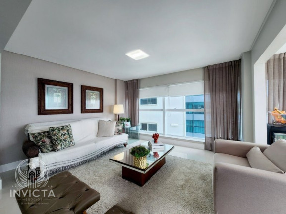 Imagem Apartamento com 3 Quartos à Venda, 200 m² em Centro - Balneário Camboriú Imagem Apartamento com 3 Quartos à Venda, 200 m² em Centro - Balneário Camboriú