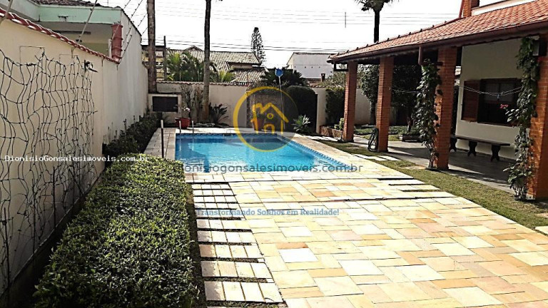 Imagem Casa com 8 Quartos à Venda, 450 m² em Maria Helena Novaes - Peruíbe Imagem Casa com 8 Quartos à Venda, 450 m² em Maria Helena Novaes - Peruíbe