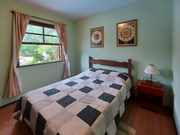 Imagem Casa com 3 Quartos à Venda, 174 m² em Albuquerque - Teresópolis Imagem Casa com 3 Quartos à Venda, 174 m² em Albuquerque - Teresópolis