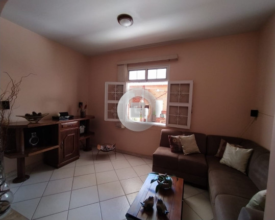 Imagem Casa com 5 Quartos à Venda, 360 m² em Vila Mauricéia - Montes Claros Imagem Casa com 5 Quartos à Venda, 360 m² em Vila Mauricéia - Montes Claros