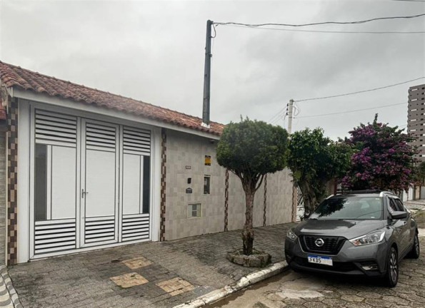 Casa com 3 Quartos à Venda, 211 m² em Real - Praia Grande