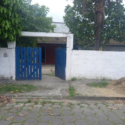 Imagem Casa com 4 Quartos à Venda, 348 m² em Nossa Sra. Do Sion - Itanhaém Imagem Casa com 4 Quartos à Venda, 348 m² em Nossa Sra. Do Sion - Itanhaém