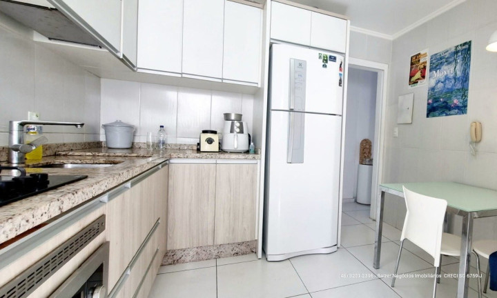 Imagem Apartamento com 2 Quartos à Venda, 144 m² em Centro - Florianópolis Imagem Apartamento com 2 Quartos à Venda, 144 m² em Centro - Florianópolis