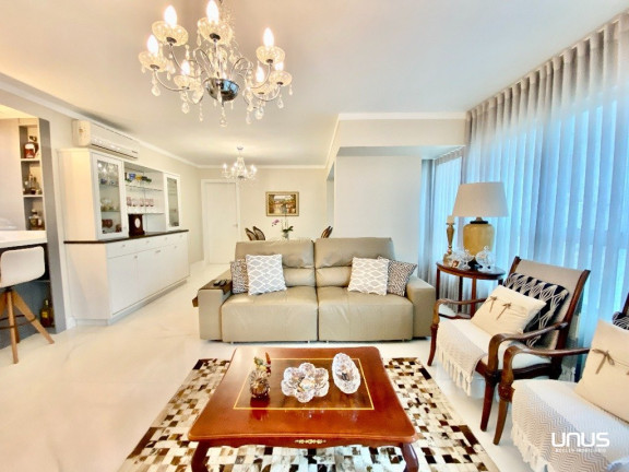 Imagem Apartamento com 4 Quartos à Venda, 144 m² em Agronômica - Florianópolis Imagem Apartamento com 4 Quartos à Venda, 144 m² em Agronômica - Florianópolis