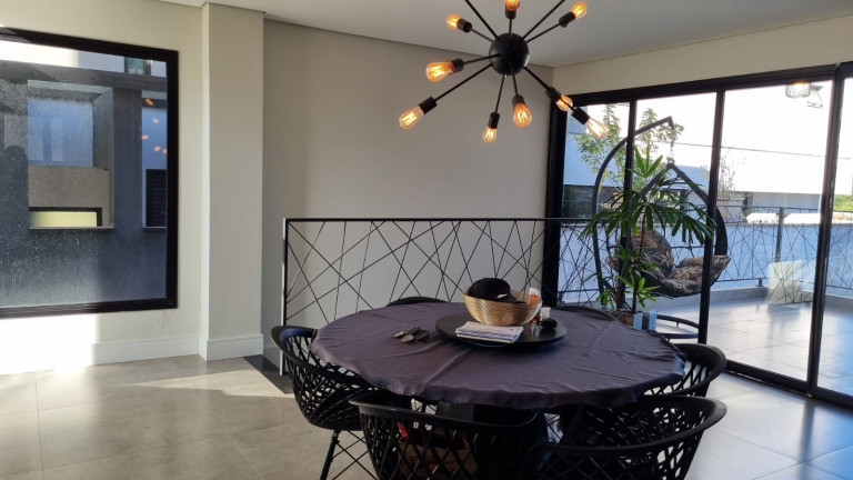 Imagem Casa com 4 Quartos à Venda, 300 m² em Condomínio Figueira Garden - Atibaia