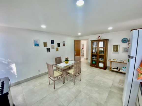 Imagem Casa com 6 Quartos à Venda, 317 m² em Vilas Do Atlântico - Lauro De Freitas Imagem Casa com 6 Quartos à Venda, 317 m² em Vilas Do Atlântico - Lauro De Freitas