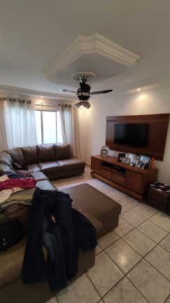 Imagem Casa com 3 Quartos à Venda, 240 m² em Conjunto Habitacional Sol Nascente - Maringa Imagem Casa com 3 Quartos à Venda, 240 m² em Conjunto Habitacional Sol Nascente - Maringa