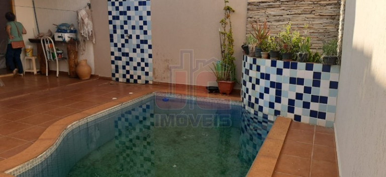 Imagem Casa com 2 Quartos à Venda, 152 m² em Castelo Branco - Ribeirão Preto Imagem Casa com 2 Quartos à Venda, 152 m² em Castelo Branco - Ribeirão Preto