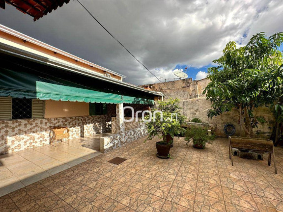 Imagem Casa com 3 Quartos à Venda, 188 m² em Vila Novo Horizonte - Goiânia Imagem Casa com 3 Quartos à Venda, 188 m² em Vila Novo Horizonte - Goiânia