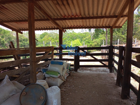 Imagem Imóvel com 3 Quartos à Venda, 14 m² em Centro - Luziânia