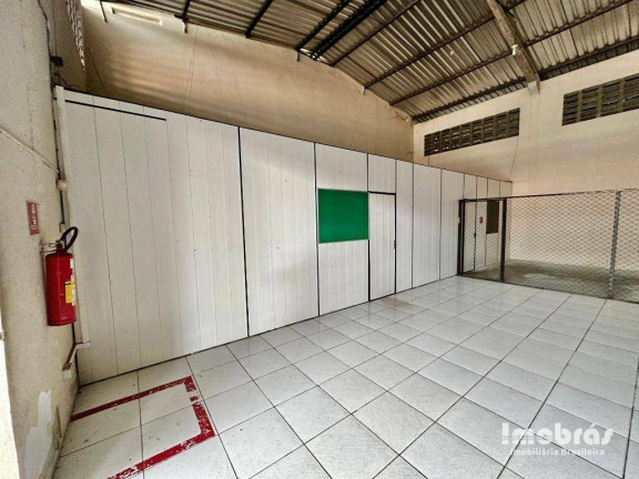 Imagem Galpão para Alugar, 732 m² em Coaçu - Eusébio Imagem Galpão para Alugar, 732 m² em Coaçu - Eusébio