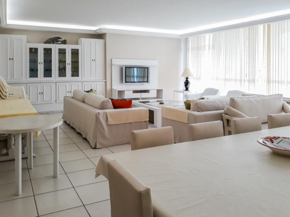 Imagem Apartamento com 4 Quartos à Venda, 220 m² em Pitangueiras - Guarujá Imagem Apartamento com 4 Quartos à Venda, 220 m² em Pitangueiras - Guarujá