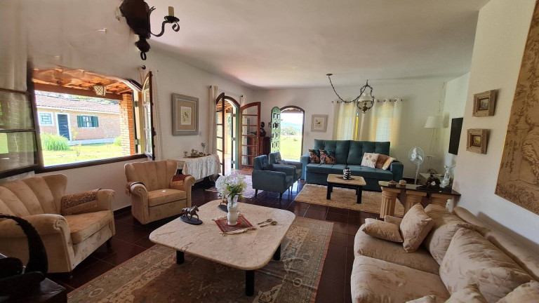 Imagem Chácara com 4 Quartos à Venda, 26.000 m² em água Comprida - Bragança Paulista