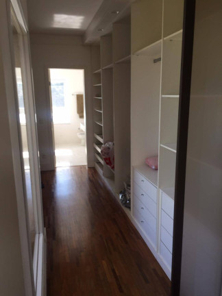 Imagem Casa com 4 Quartos à Venda, 330 m² em Alphaville - Santana De Parnaíba Imagem Casa com 4 Quartos à Venda, 330 m² em Alphaville - Santana De Parnaíba