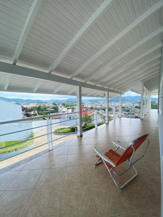 Imagem Casa com 4 Quartos à Venda, 170 m² em Czerniewicz - Jaraguá Do Sul Imagem Casa com 4 Quartos à Venda, 170 m² em Czerniewicz - Jaraguá Do Sul