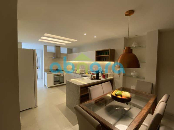 Imagem Apartamento com 4 Quartos à Venda, 285 m² em Copacabana - Rio De Janeiro Imagem Apartamento com 4 Quartos à Venda, 285 m² em Copacabana - Rio De Janeiro