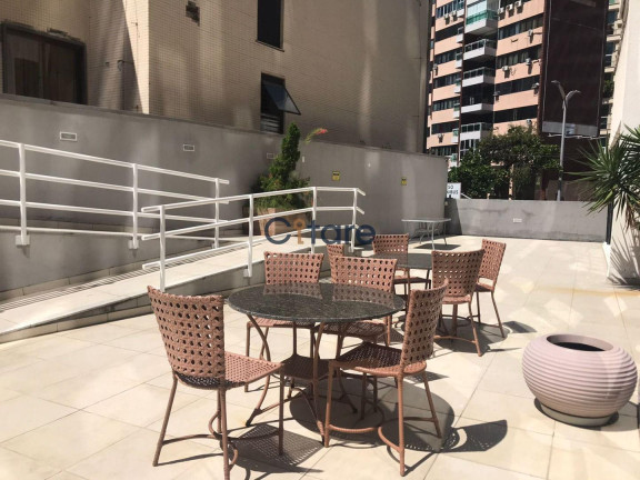 Imagem Apartamento com 2 Quartos à Venda, em Meireles - Fortaleza Imagem Apartamento com 2 Quartos à Venda, em Meireles - Fortaleza