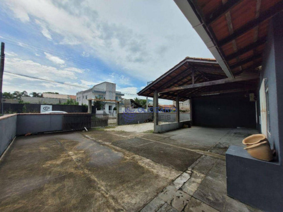 Imagem Casa com 3 Quartos à Venda, 130 m² em Armação - Penha Imagem Casa com 3 Quartos à Venda, 130 m² em Armação - Penha