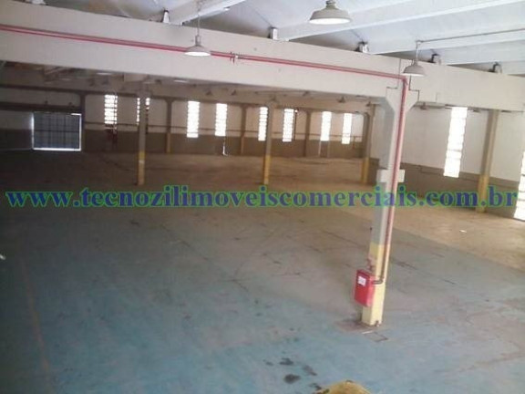 Imóvel Comercial para Alugar, 3.836 m² em Industrial Anhangüera - Osasco
