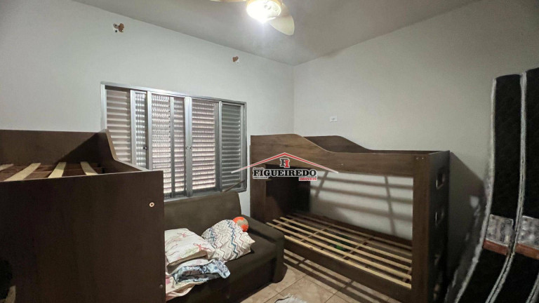 Imagem Kitnet com 1 Quarto à Venda, 34 m² em Vila Guilhermina - Praia Grande