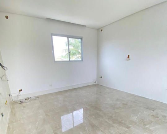 Imagem Casa com 4 Quartos à Venda, 220 m² em Buraquinho - Lauro De Freitas Imagem Casa com 4 Quartos à Venda, 220 m² em Buraquinho - Lauro De Freitas