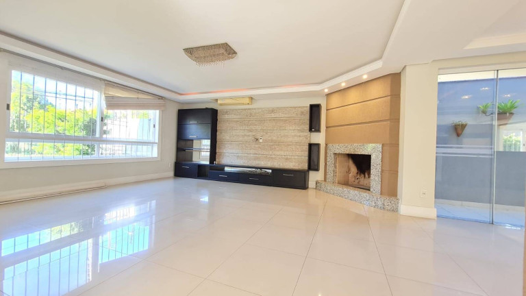 Imagem Sobrado com 5 Quartos à Venda, 267 m² em Marechal Rondon - Canoas
