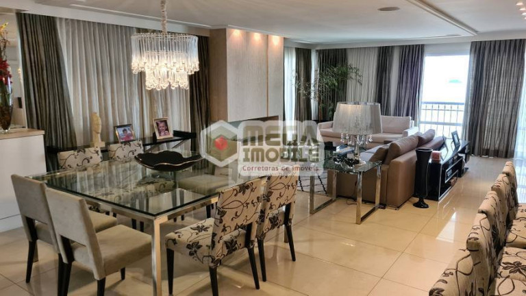 Imagem Apartamento com 4 Quartos à Venda, 260 m² em Centro - Florianópolis Imagem Apartamento com 4 Quartos à Venda, 260 m² em Centro - Florianópolis