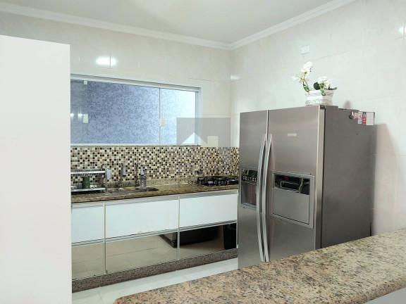 Imagem Casa com 4 Quartos para Temporada,  em Arpoador - Peruíbe