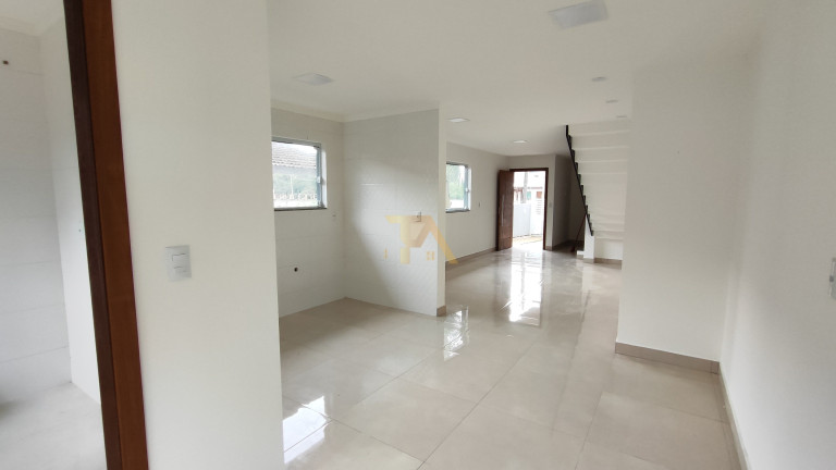 Imagem Imóvel com 2 Quartos à Venda, em Araçatuba - Imbituba Imagem Imóvel com 2 Quartos à Venda, em Araçatuba - Imbituba
