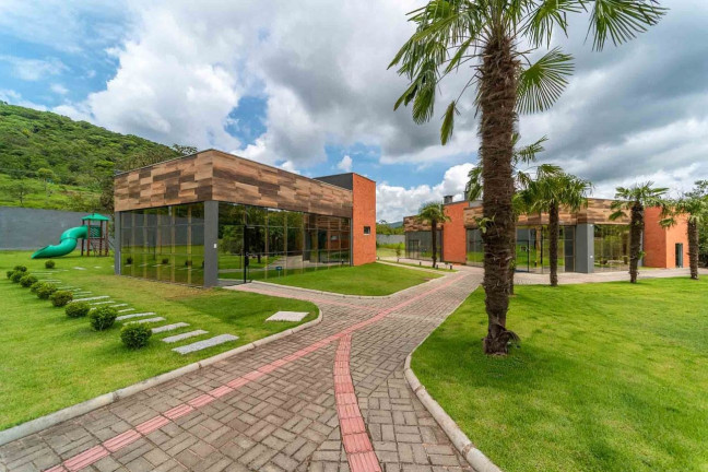 Imagem Terreno à Venda, 1.197 m² em Rio Do Meio - Camboriú Imagem Terreno à Venda, 1.197 m² em Rio Do Meio - Camboriú
