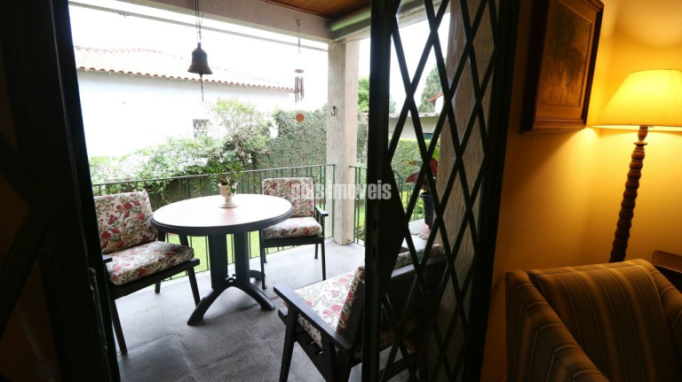 Imagem Casa com 3 Quartos à Venda, 300 m² em Pacaembu - São Paulo