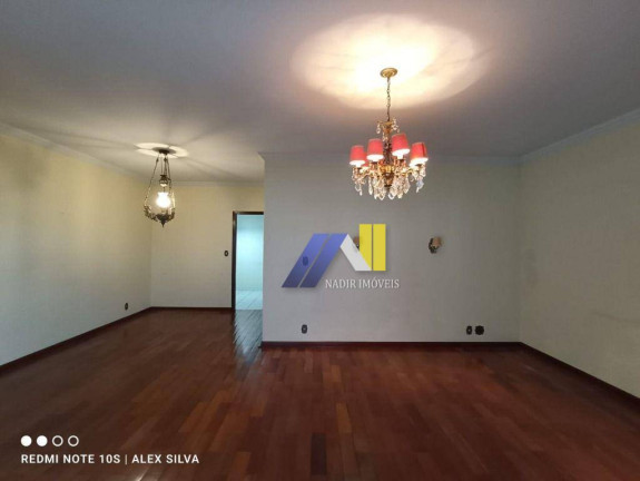 Imagem Apartamento com 3 Quartos à Venda, 130 m² em Centro - Pouso Alegre Imagem Apartamento com 3 Quartos à Venda, 130 m² em Centro - Pouso Alegre