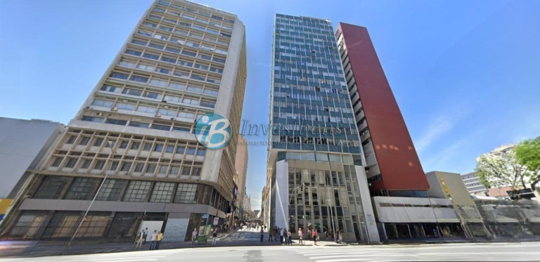 Sala Comercial à Venda, 22 m² em Centro - Curitiba