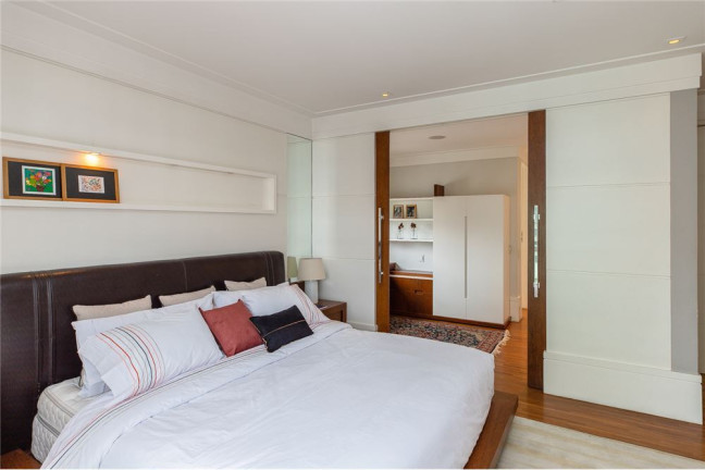 Imagem Apartamento com 3 Quartos à Venda, 300 m² em Moema - São Paulo