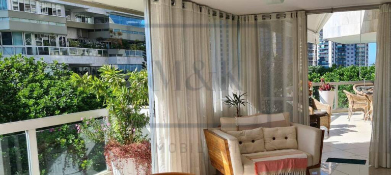Imagem Apartamento com 3 Quartos à Venda, 230 m² em Barra Da Tijuca - Rio De Janeiro