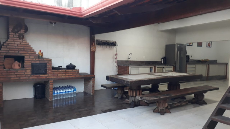 Imagem Casa com 3 Quartos à Venda, 360 m² em R$790.000,00 // Tropical - Contagem Imagem Casa com 3 Quartos à Venda, 360 m² em R$790.000,00 // Tropical - Contagem
