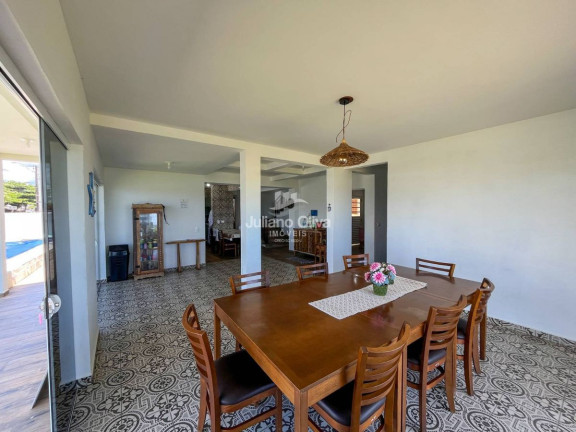 Imagem Sobrado à Venda, 323 m² em Barra Do Sai - Itapoá Imagem Sobrado à Venda, 323 m² em Barra Do Sai - Itapoá