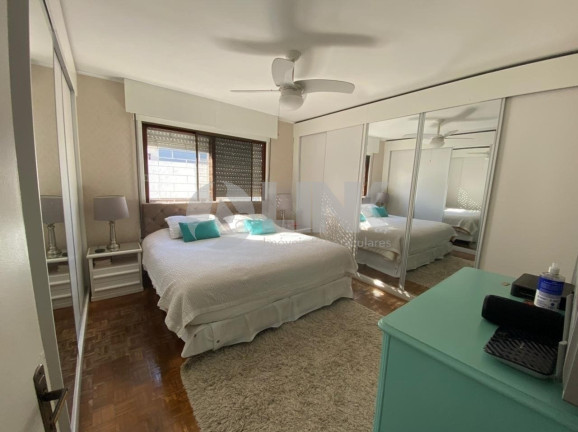 Imagem Casa com 3 Quartos à Venda, 231 m² em Jardim Itu - Porto Alegre Imagem Casa com 3 Quartos à Venda, 231 m² em Jardim Itu - Porto Alegre