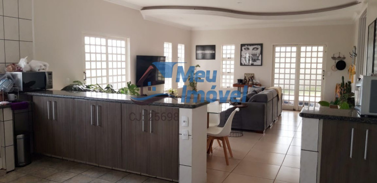 Casa com 5 Quartos à Venda, 230 m² em Setor Habitacional Arniqueira (águas Claras) - Brasília